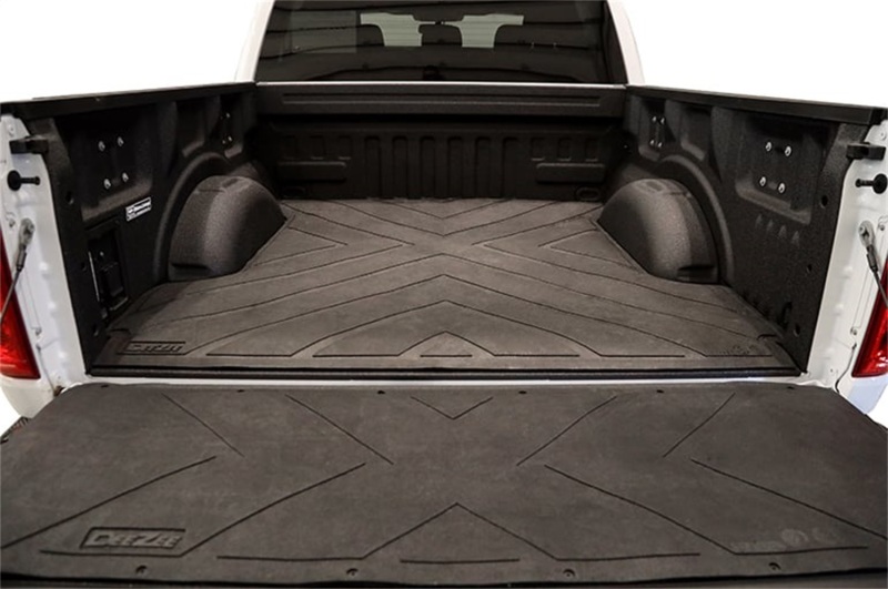 6a0be57b805cd16b858104c6f0ee0bccL-7 Deezee 19-23 Chevrolet Silverado Heavyweight Bed Mat - Custom Fit 6 1/2Ft Bed (X Pattern) - Image 1