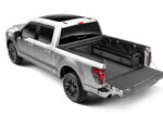 RealTruck 04-24 Nissan Titan CC 5.5ft Bed (w or w/o Utilitrack) RetraxPRO EZ-Off FRC-4000 - Image 6