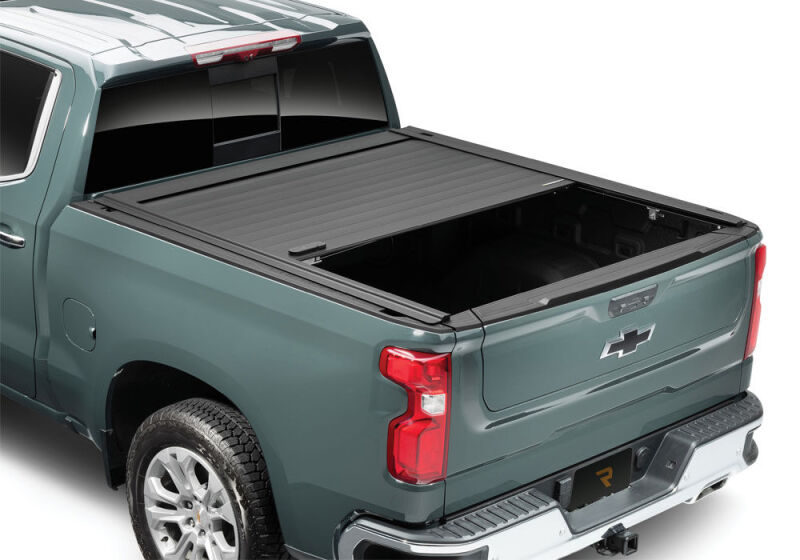 15e5935a835992e9f27ab84154cbaacaL-3 Retrax 2019 Chevy & GMC 5.8ft Bed 1500 RetraxPRO MX - Image 1