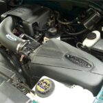 Volant 97-00 Ford Expedition 4.6 V8 PowerCore Closed Box Air Intake System
